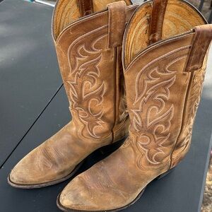 Tony Lama Tan Western Boots with Intricate Stitching